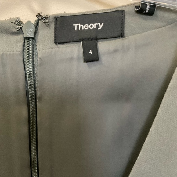 Theory V Neck Green Banded Shift Dress Short Sleeves Hidden Back Zip Size 4 - Picture 2 of 7